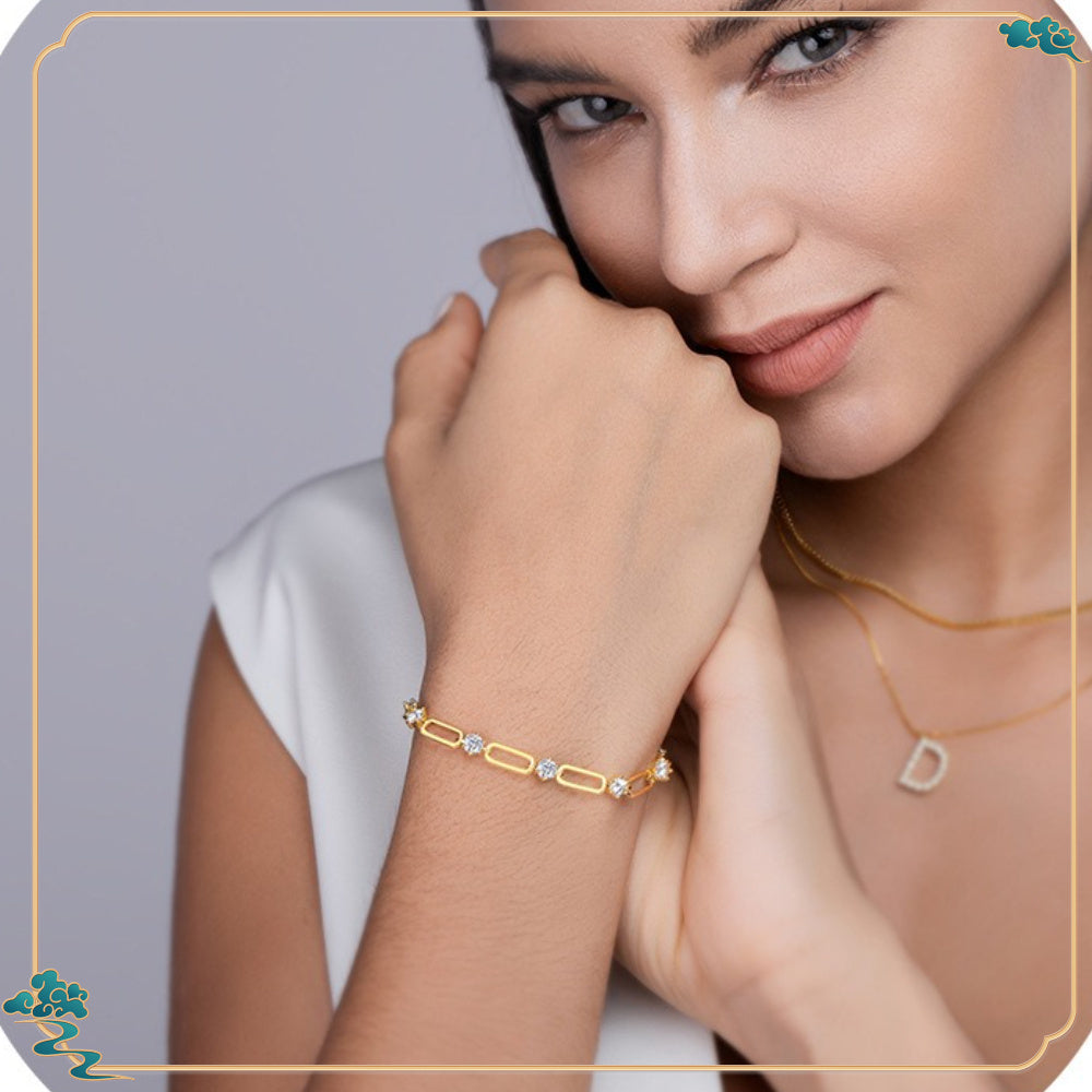 Bracciale a catena d'oro con anello di Moissanite intarsiato in argento 925