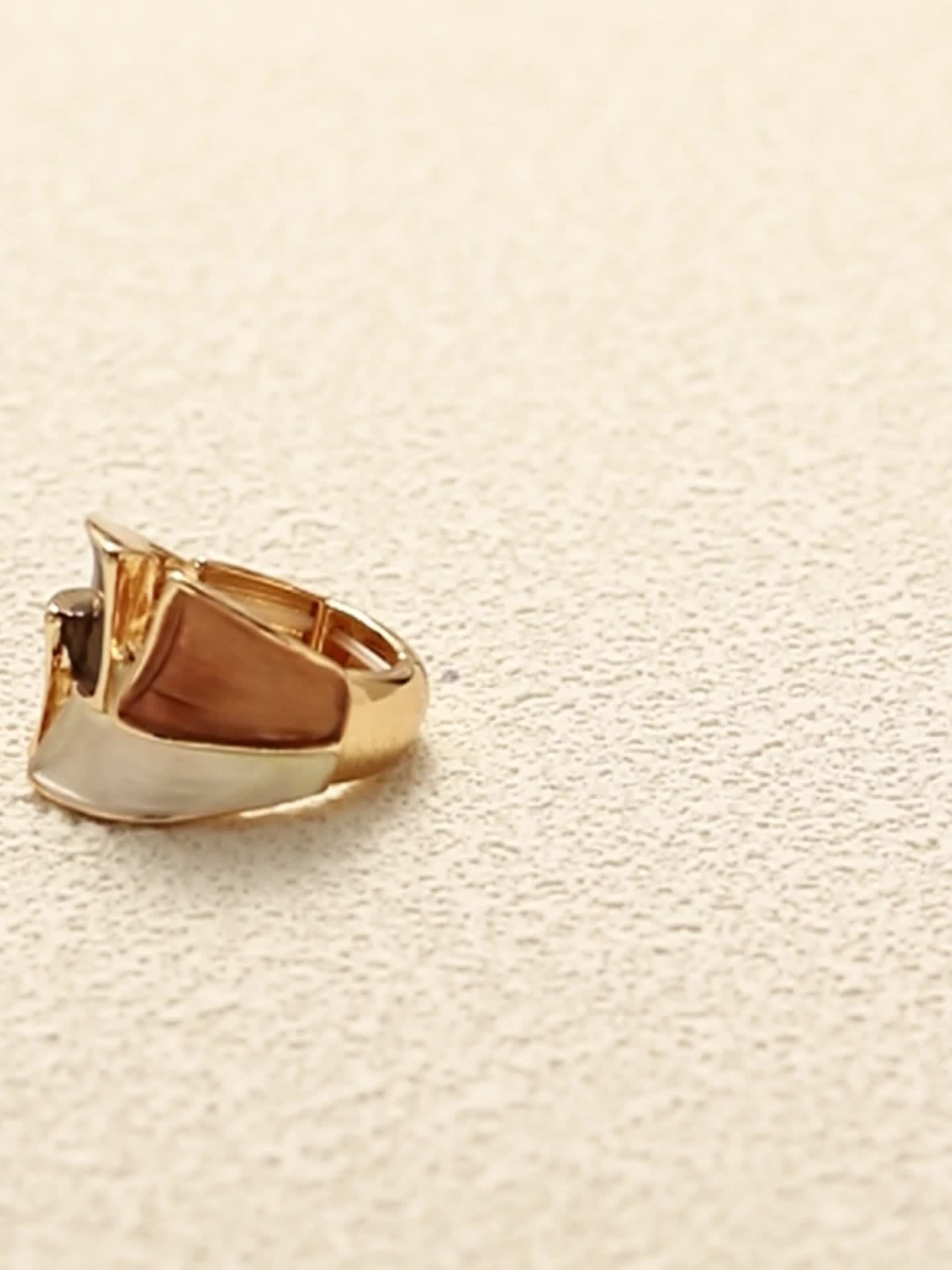 Lumena - 1 Anello in Lega di Zinco Smaltato Vintage