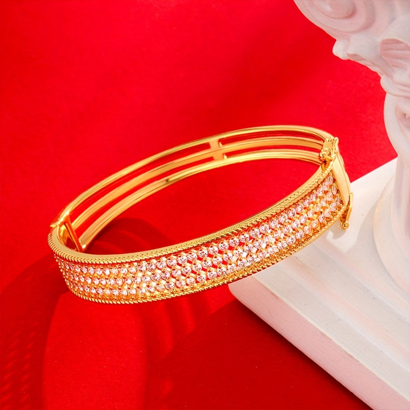 Un bracciale di lusso con brillanti in zirconia a stella piena in argento 925 per le signore