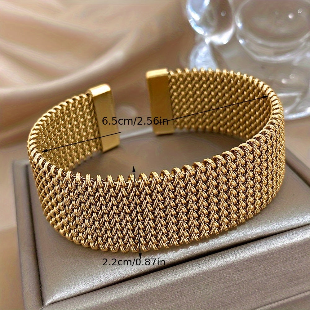 Bracciale Uomo/Donna in Acciaio Placcato Oro 18K – Stile urban-gotico, resistente e versatile. Perfetto per ogni occasione.