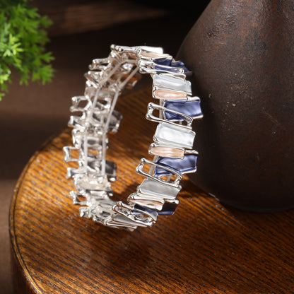 One Piece · Nuovo Bracciale Estivo in Lega Smaltata con Gocce di Colore Irregolari