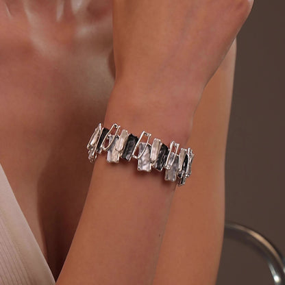 One Piece · Nuovo Bracciale Estivo in Lega Smaltata con Gocce di Colore Irregolari