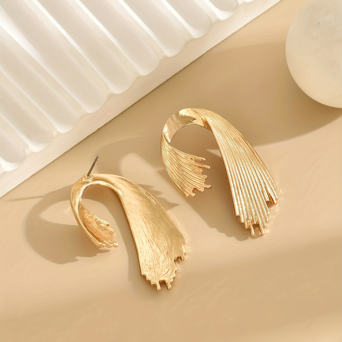 Unique Chic Earrings - Orecchini a forma creativa in lega di gioielli